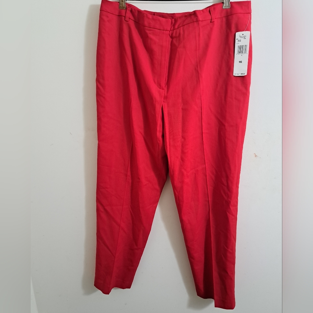 Jones New York red pants.